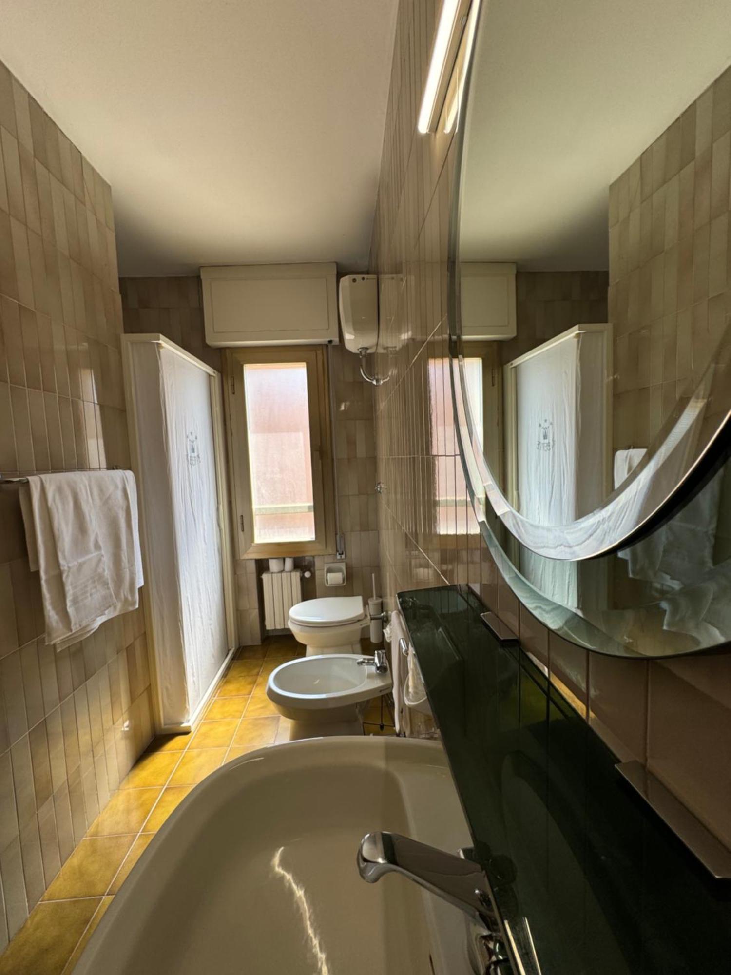 Hotel Da Beppe Chiesina Uzzanese Exterior foto